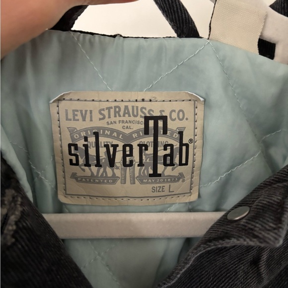 Levi’s Silver Tab Washed Black Oversized Baggy 90s Trucker Thick Denim Jacket - Picture 7 of 14